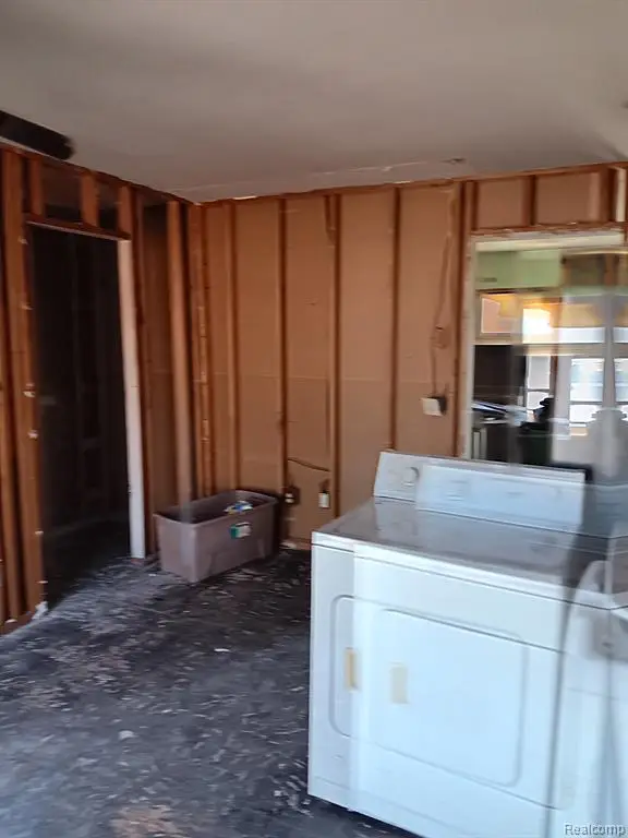 39669 Ormsby, Clinton Township, MI  - #3