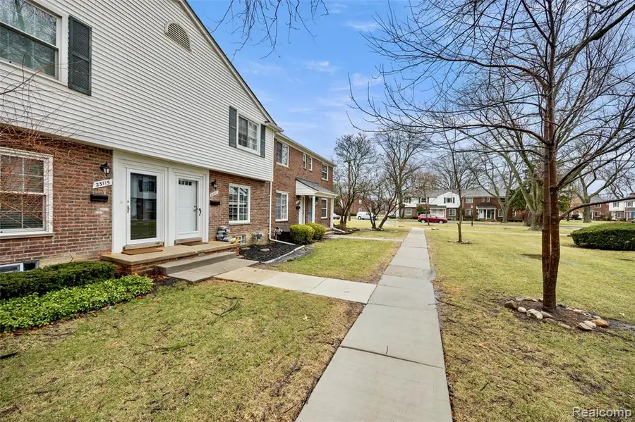 23117 Arthur, Saint Clair Shores, MI  - #3