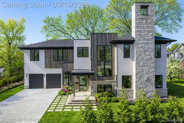 1094 Lincoln, Birmingham, MI 