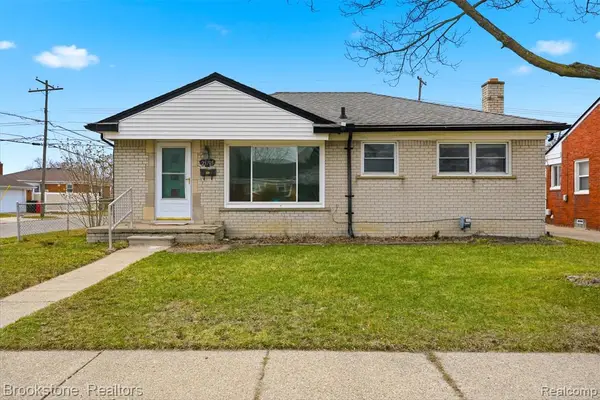 25705 Ronald, Roseville, MI 48066