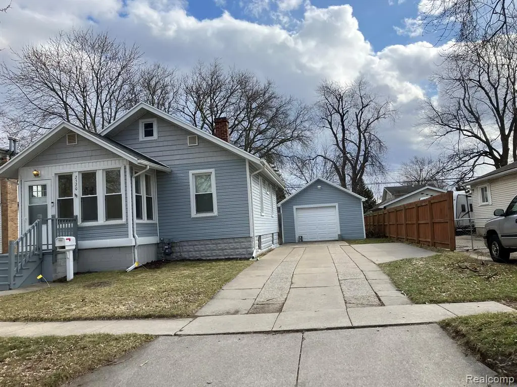 2520 Spruce, Port Huron, MI 48060 - #1
