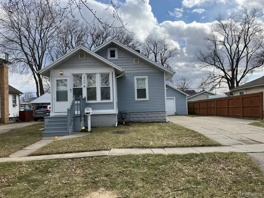 2520 Spruce, Port Huron, MI 48060 - #2