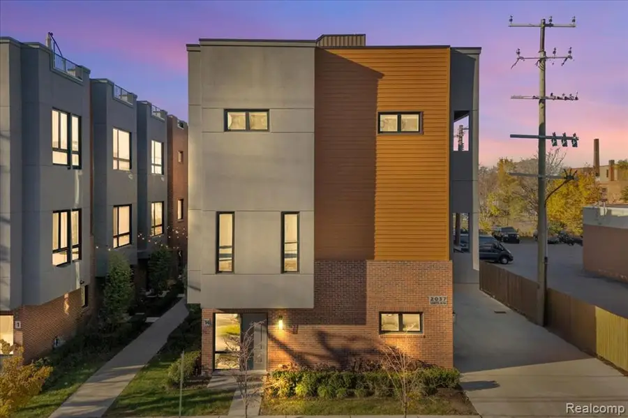 2037 11th #9, Detroit, MI  - #2
