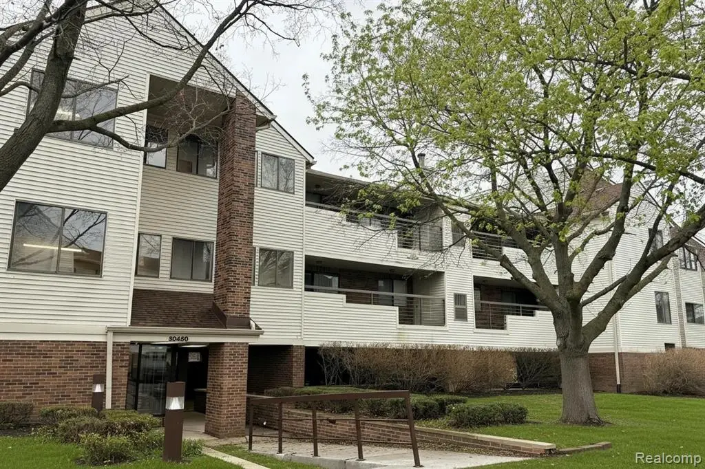 30450 Orchard Lake #73, Farmington, MI  - #1