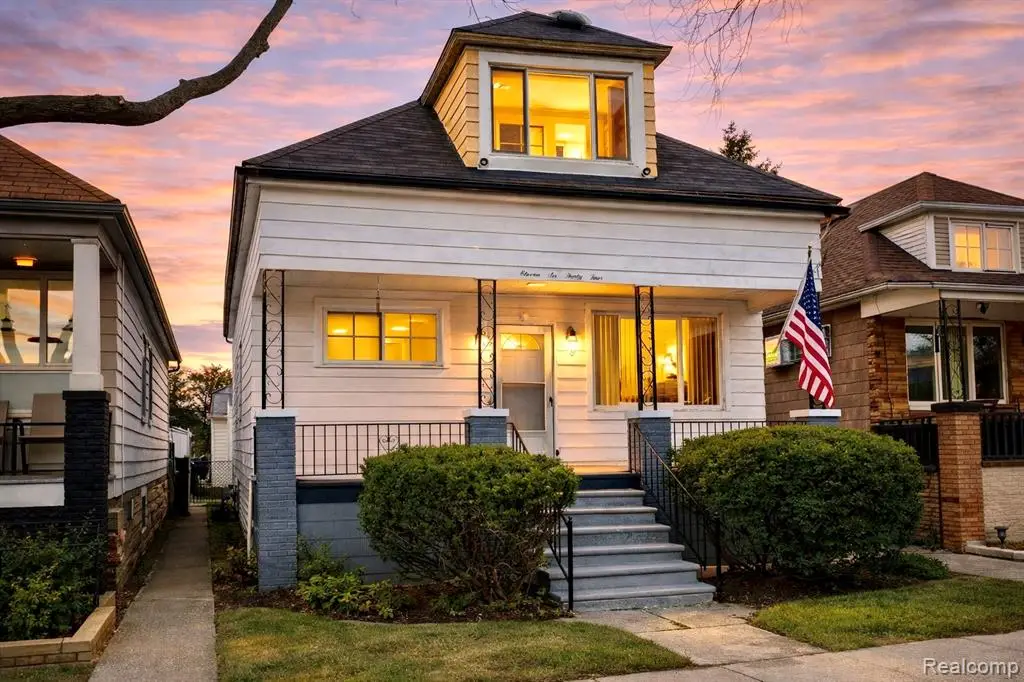 11633 Saint Aubin, Hamtramck, MI  - #1