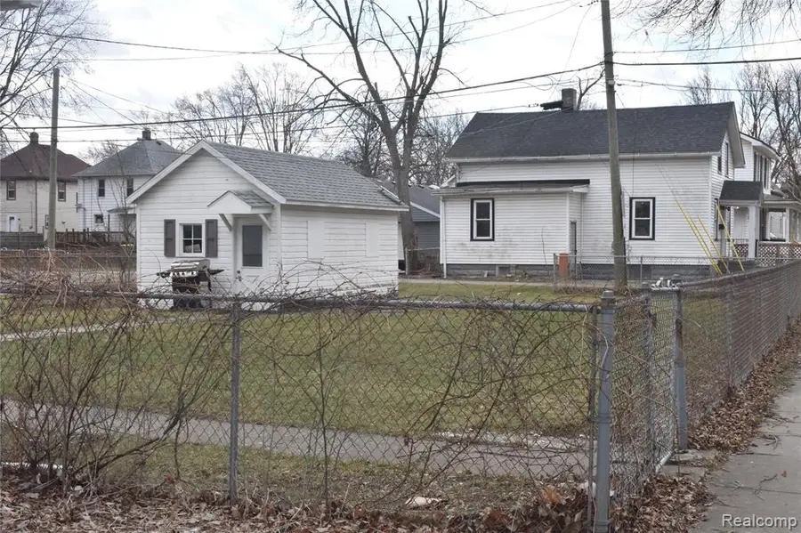 725 W 6th, Monroe, MI  - #3