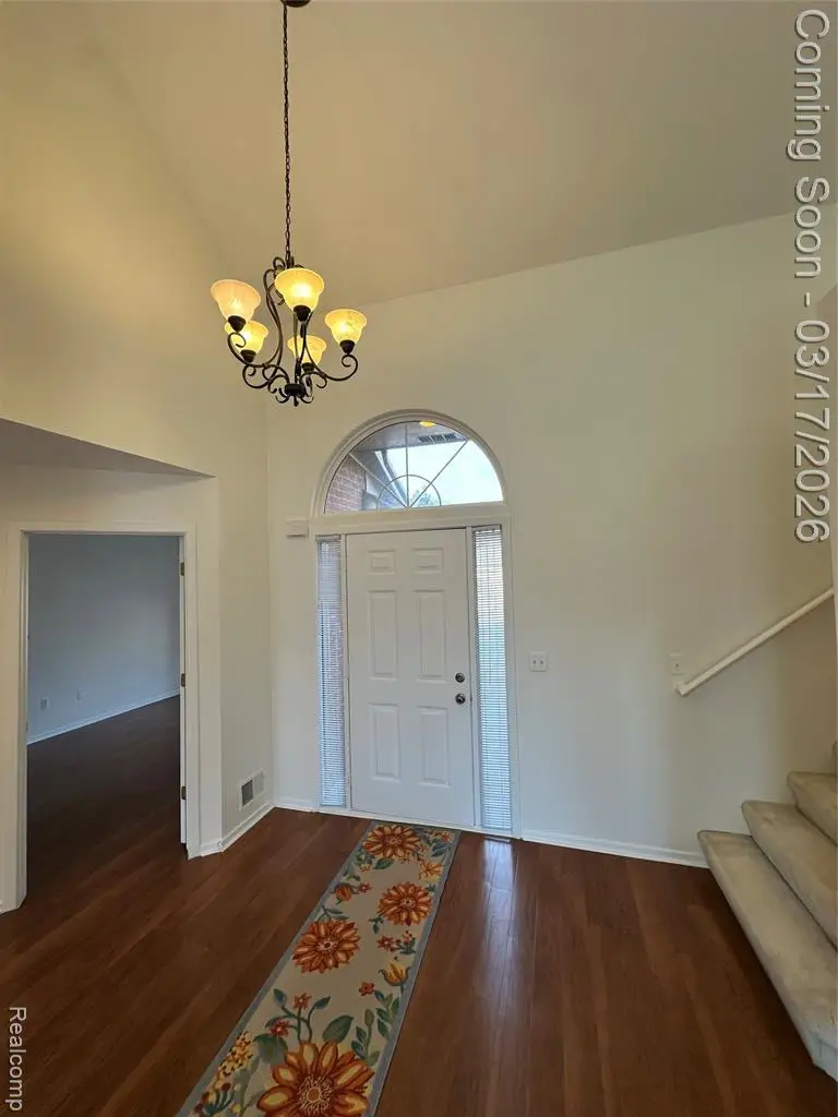 252 Shore Brook, Walled Lake, MI  - #3