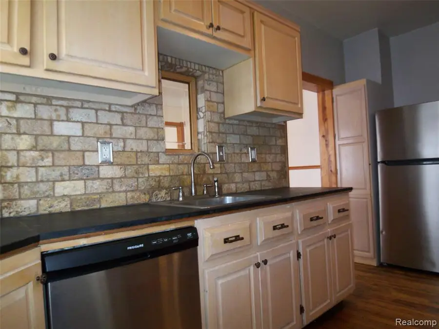 7259 Packard, Warren, MI  - #3