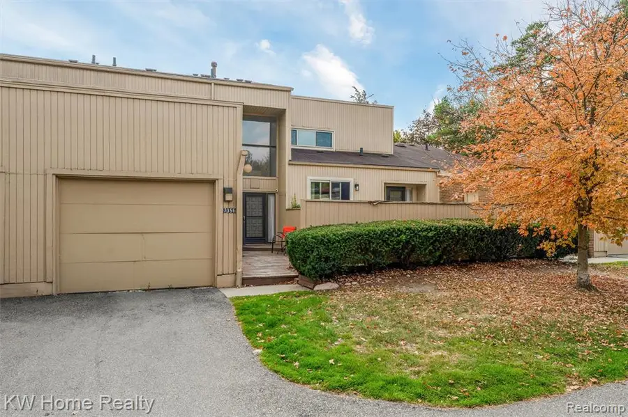 7356 Balsam, West Bloomfield, MI  - #2