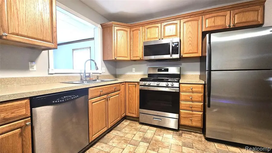 466 Lyon, South Lyon, MI 48178 - #3