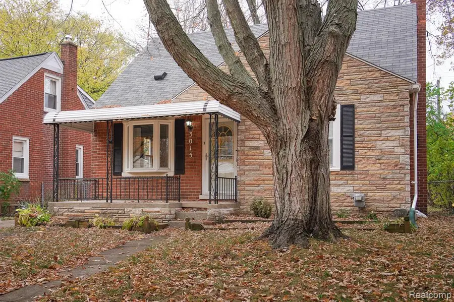 3015 N Vermont, Royal Oak, MI  - #3