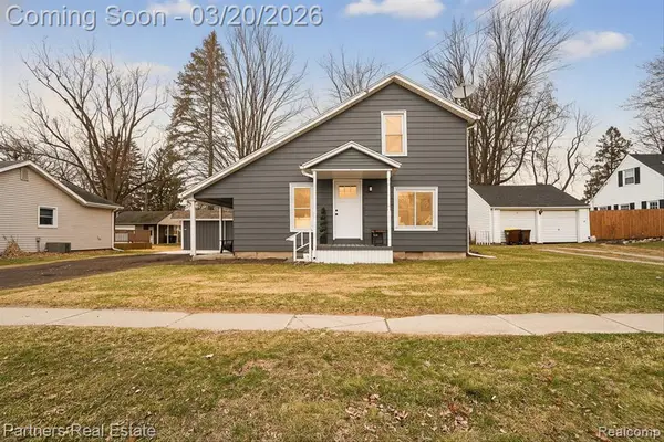 718 W Grand River, Williamston, MI 48895