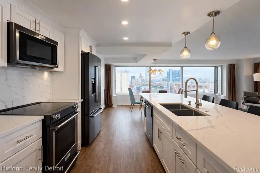 1300 E Lafayette #1812, Detroit, MI 48207 - #3