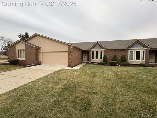 41365 Fortuna Drive E, Clinton Township, MI 