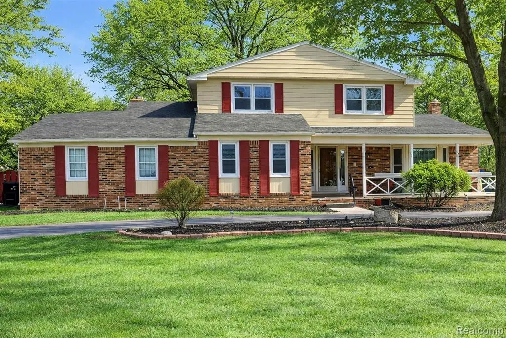 28746 Ramblewood, Farmington Hills, MI 48334 - #1
