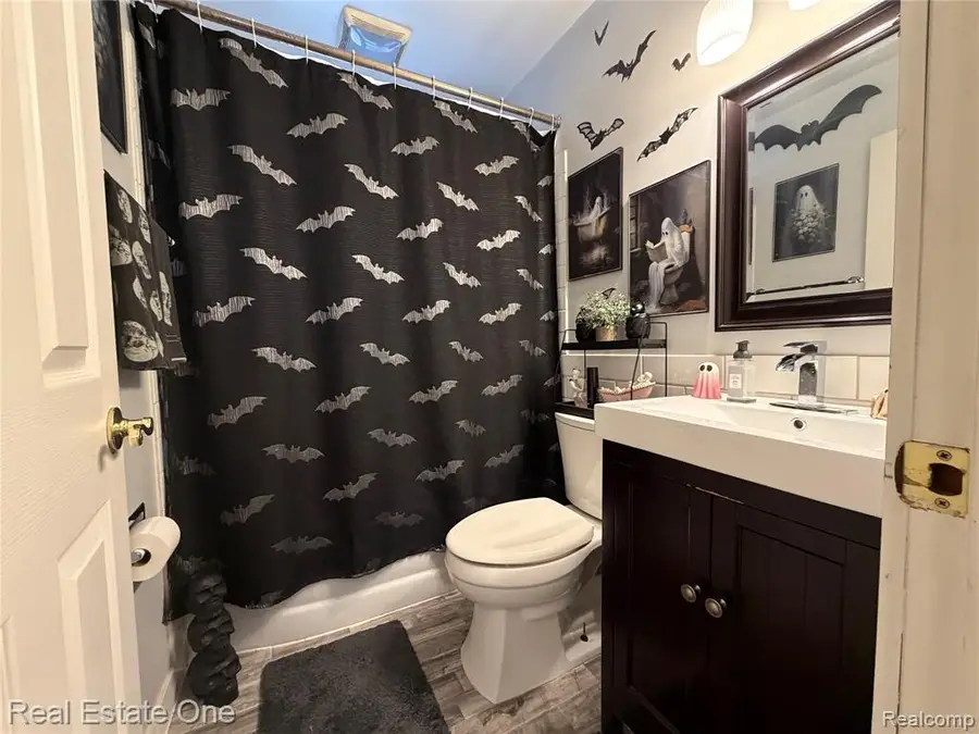 18875 Robert, Melvindale, MI 48122 - #2