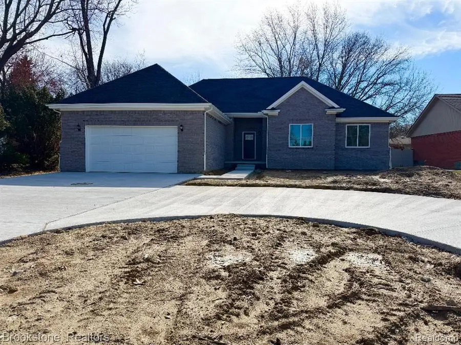 37116 Moravian Drive, Clinton Township, MI 48036 - #3