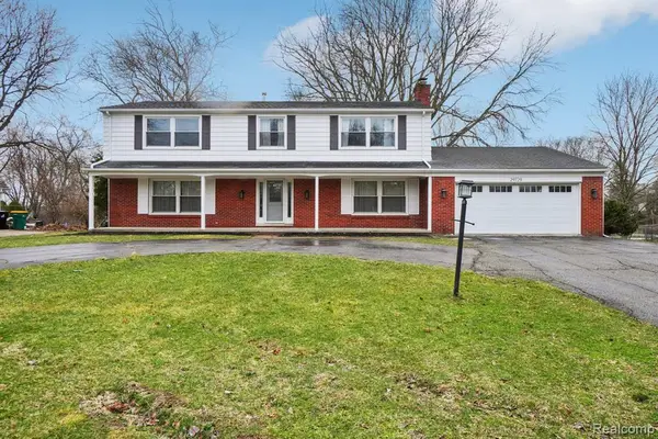 29729 Pipers, Farmington Hills, MI 