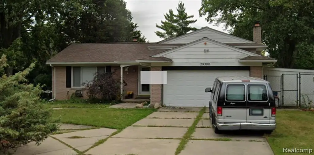 29300 Kensington, Southfield, MI  - #1
