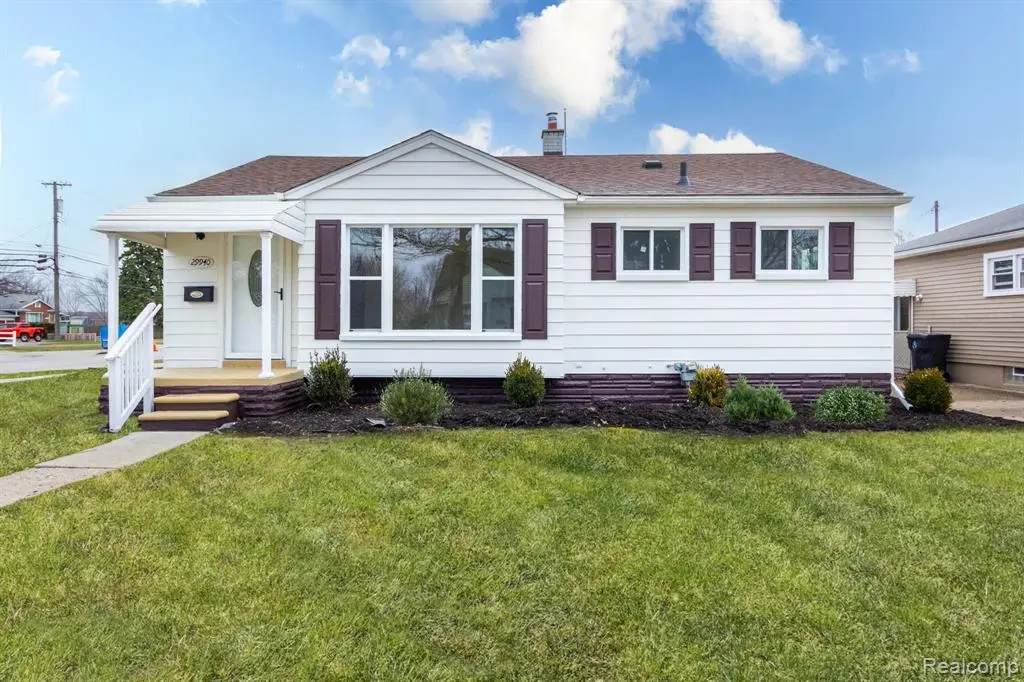 29940 Commonwealth, Roseville, MI 48066 - #1