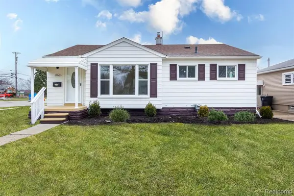 29940 Commonwealth, Roseville, MI 48066