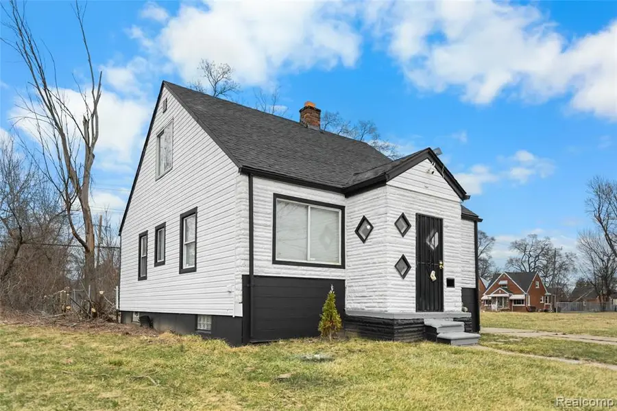 17028 W Chicago, Detroit, MI  - #2