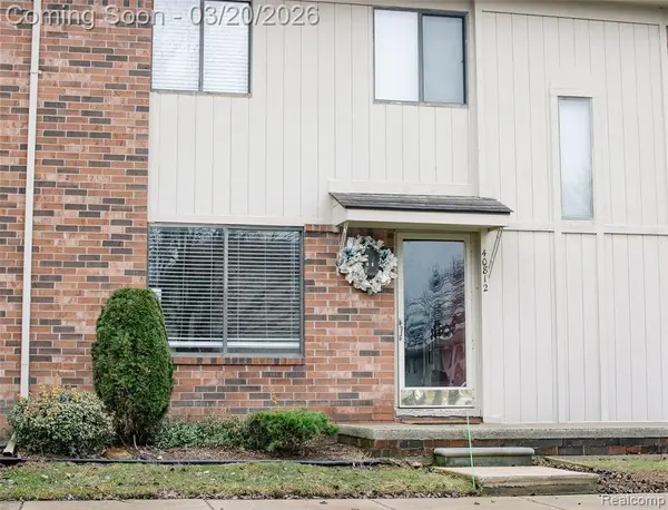 40812 Highpointe #24, Clinton Township, MI 