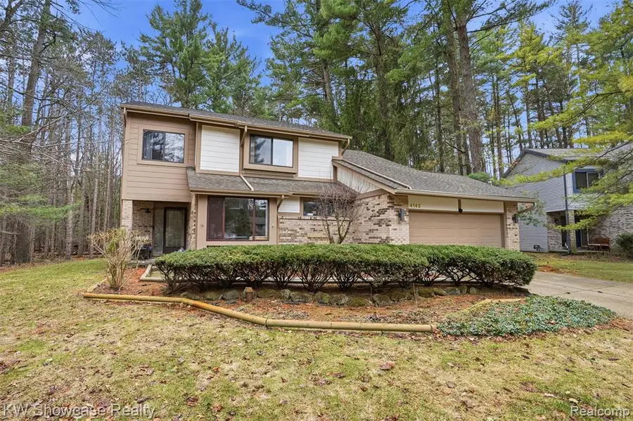 4145 Cumberland Ct, Commerce Township, MI 48390 - #3