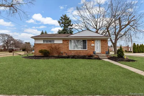 31418 Reid, Warren, MI 48092