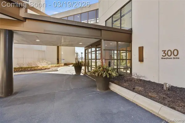 1001 W Jefferson #18B, Detroit, MI 