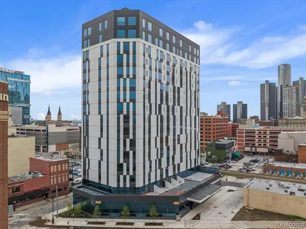 330 Gratiot #1503, Detroit, MI 48226