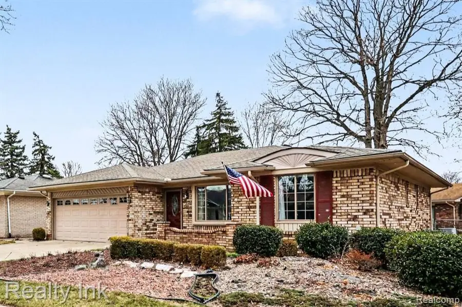 42235 Sycamore, Sterling Heights, MI 48313 - #3