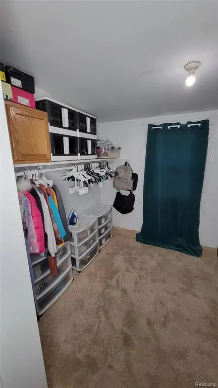 1478 Vinewood, Auburn Hills, MI  - #3