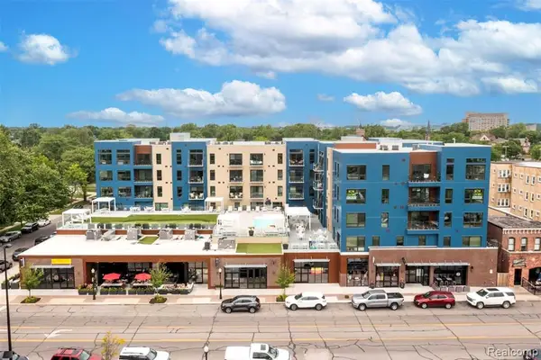 166 Oak St #4, Wyandotte, MI 