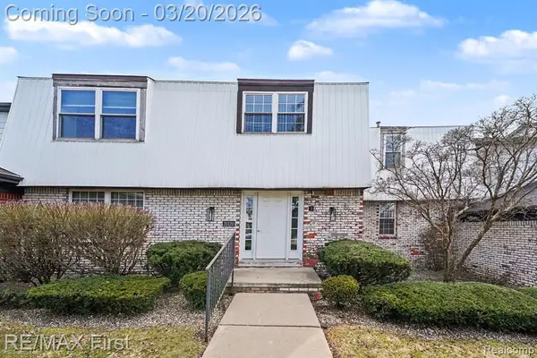 31120 Hunters Drive #98, Farmington, MI 48334