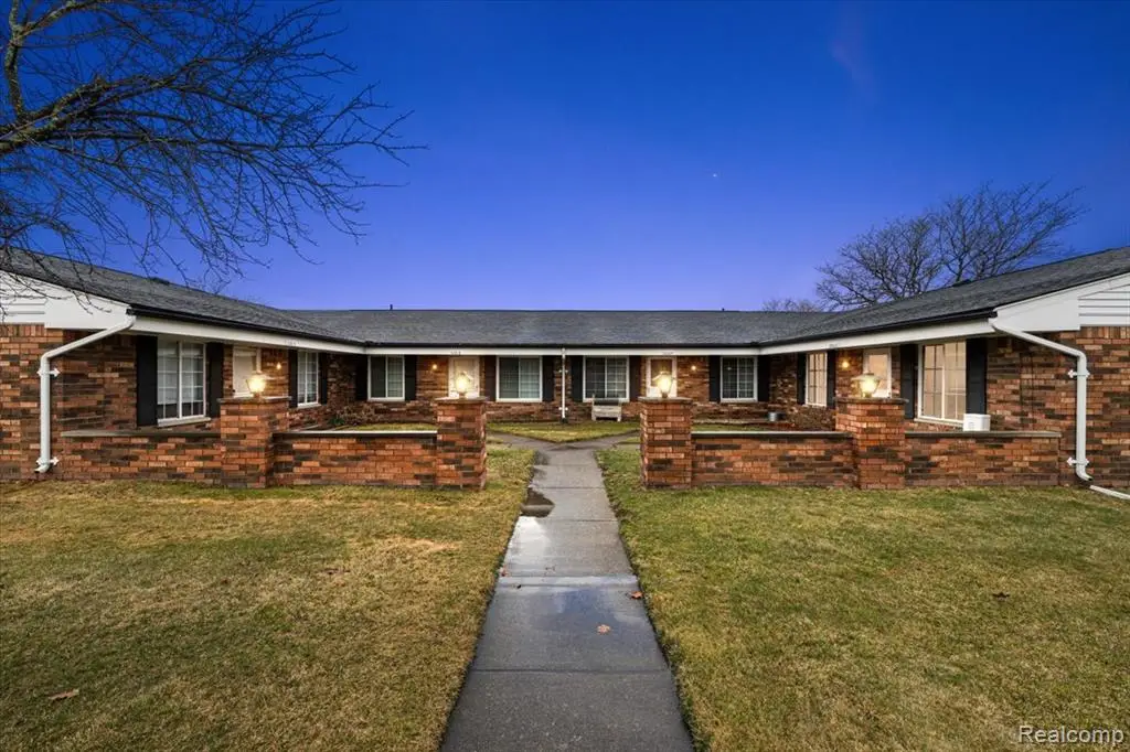 32622 Valley, Warren, MI  - #1