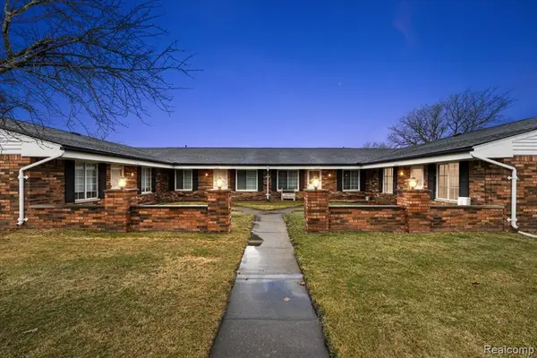 32622 Valley, Warren, MI 