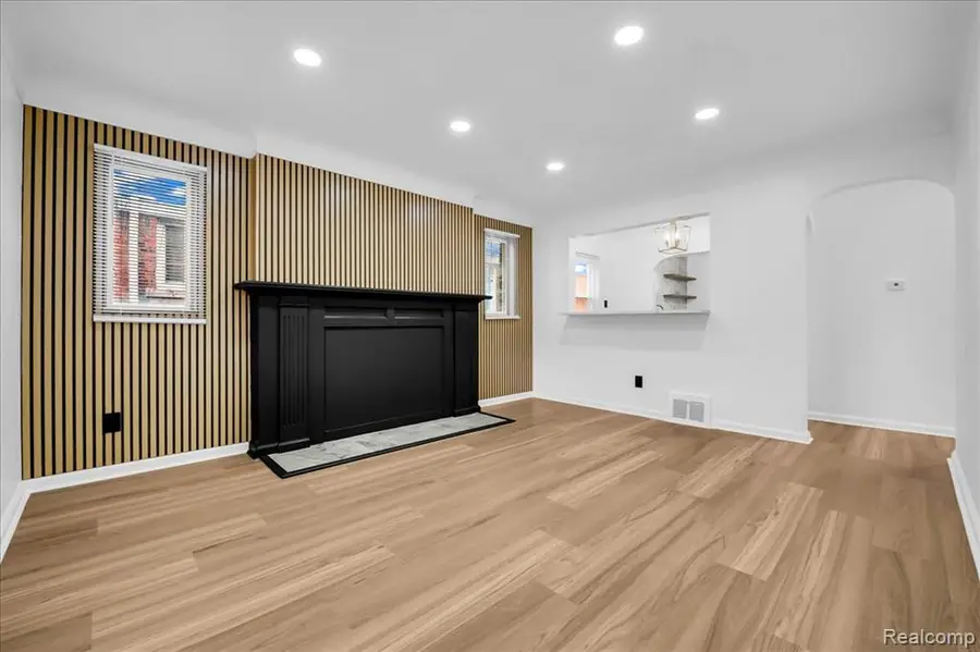 8603 Whitcomb, Detroit, MI  - #3