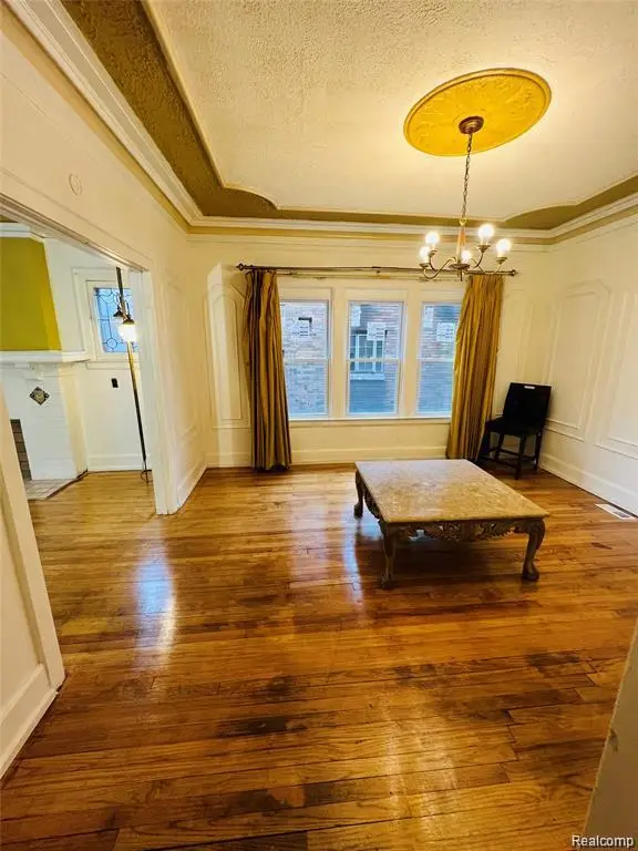 2919 Fullerton, Detroit, MI  - #2