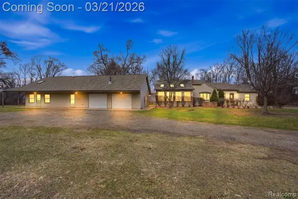 12913 9 Mile, South Lyon, MI 48178