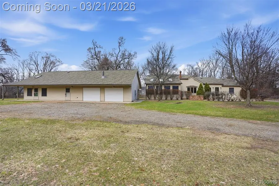 12913 9 Mile, South Lyon, MI 48178 - #3