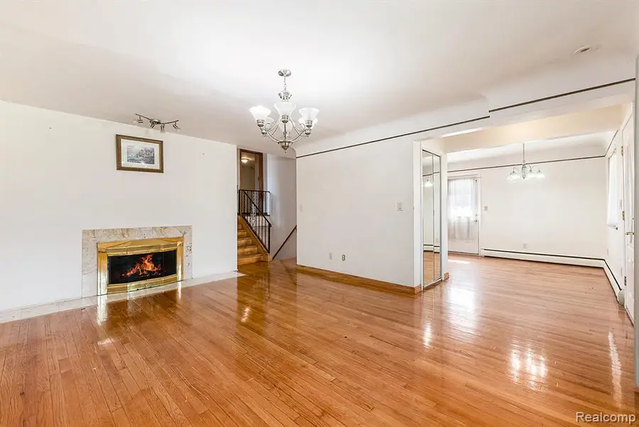 29242 Lorraine, Warren, MI  - #3