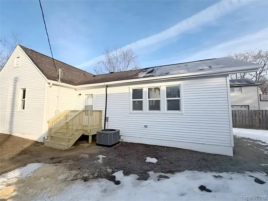 10426 Stark, Livonia, MI  - #2