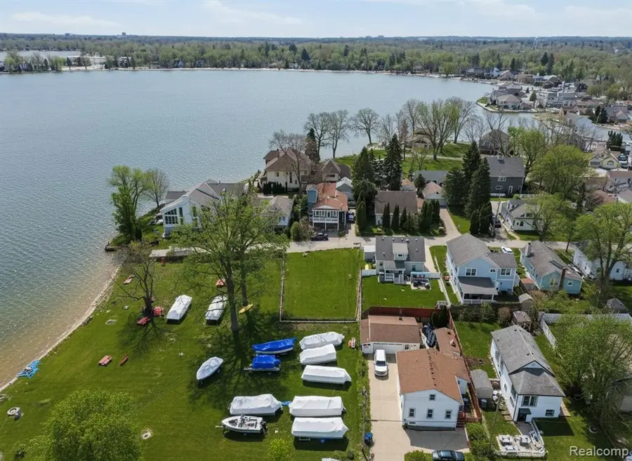 1628 Beechmont, Keego Harbor, MI 48320 - #3