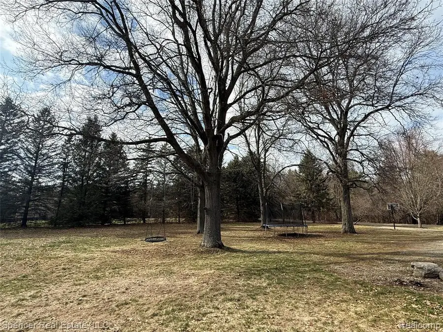 5049 Smokey Hollow, Clarkston, MI 48348 - #2