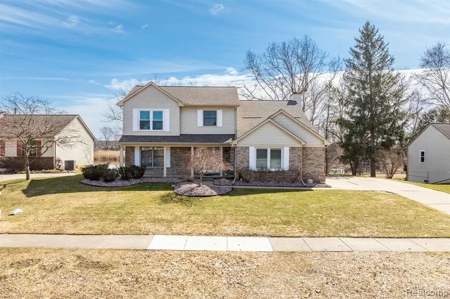 425 Lakes Edge, Oxford, MI 48371 - #2