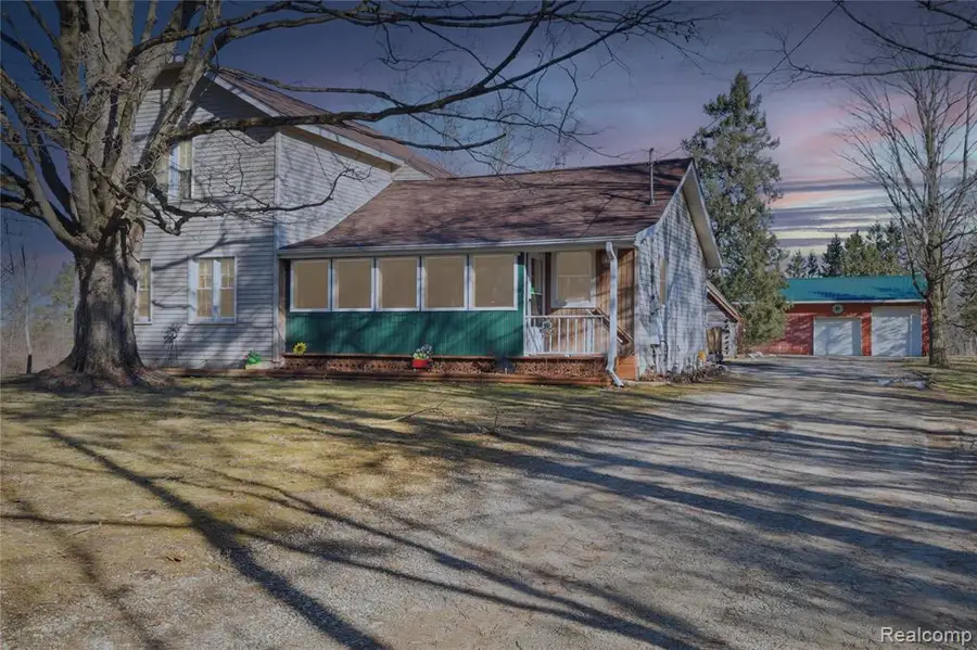 7163 Burpee, Grand Blanc, MI 48439 - #3