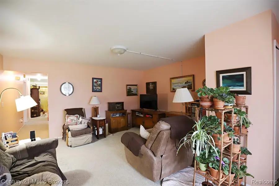 1184 Normandy Terrace, Flint, MI 48532 - #2