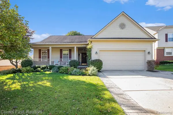 57677 Dakota, New Hudson, MI 48165