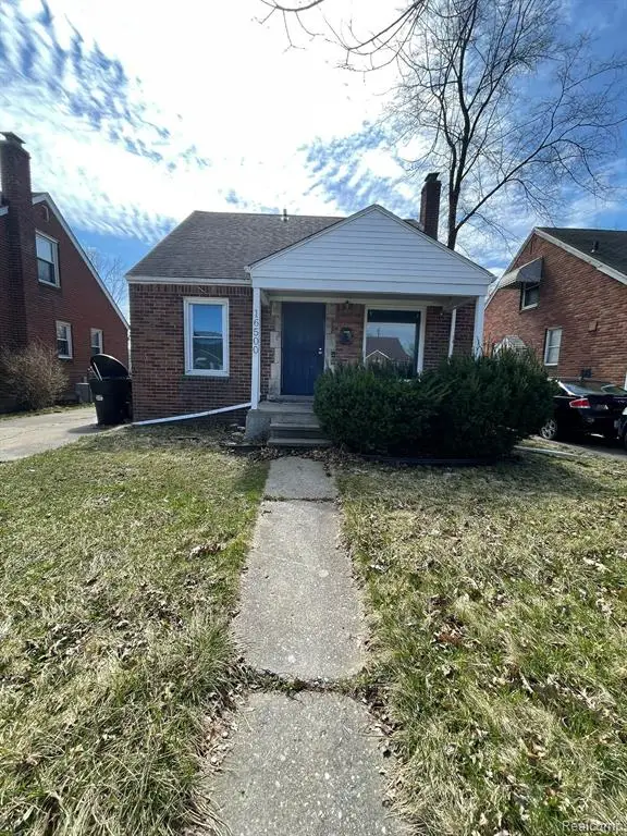 16500 Eastburn, Detroit, MI 